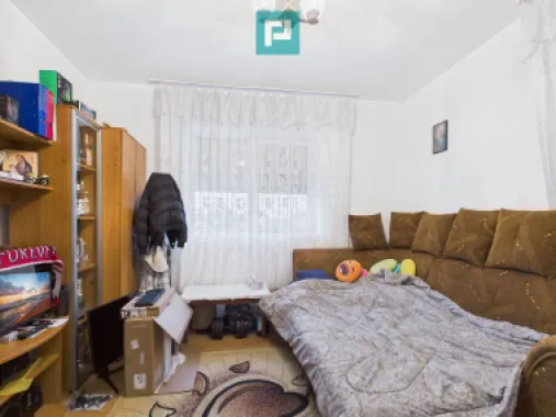 Casă cu 2 corpuri și 3 camere în Nădab