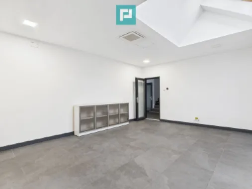 Spații Birouri Noi 2025, Nufărul, Parcare