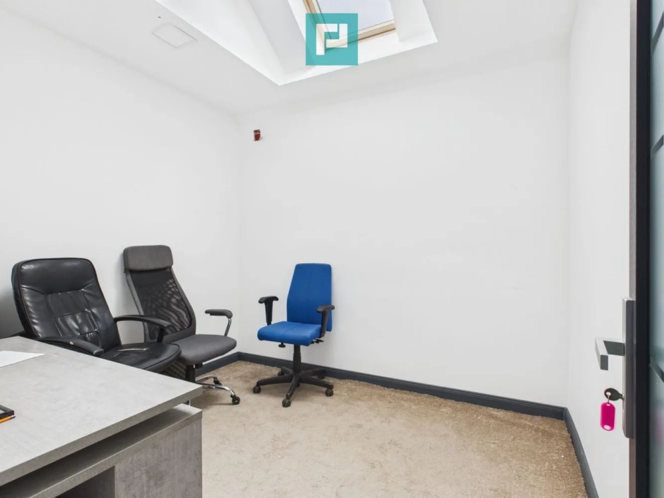 Spații Birouri Noi 2025, Nufărul, Parcare