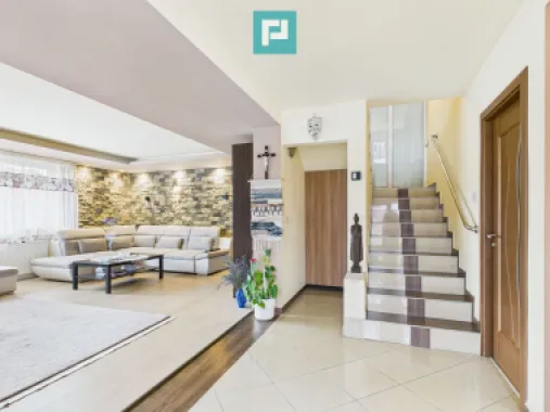 Vilă elegantă cu etaj în Zădăreni