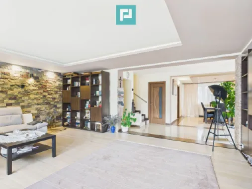 Vilă elegantă cu etaj în Zădăreni