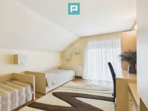 Vilă elegantă cu etaj în Zădăreni