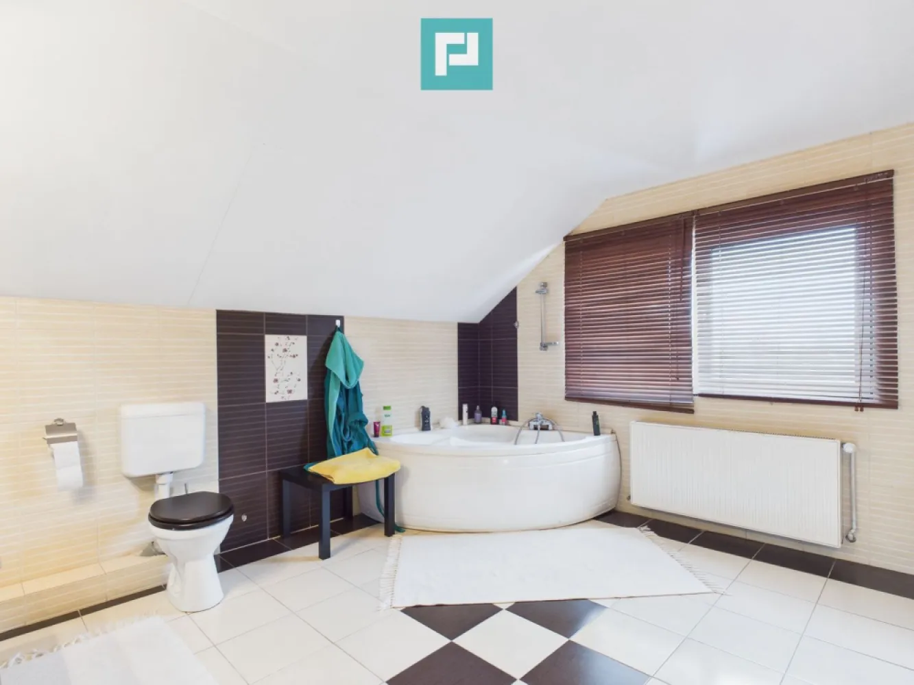 Vilă elegantă cu etaj în Zădăreni