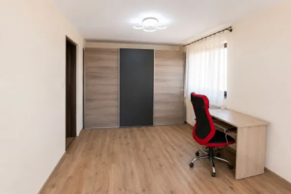 De închiriat | 1/2 Duplex modern în Dumbrăvița | Complet mobilat