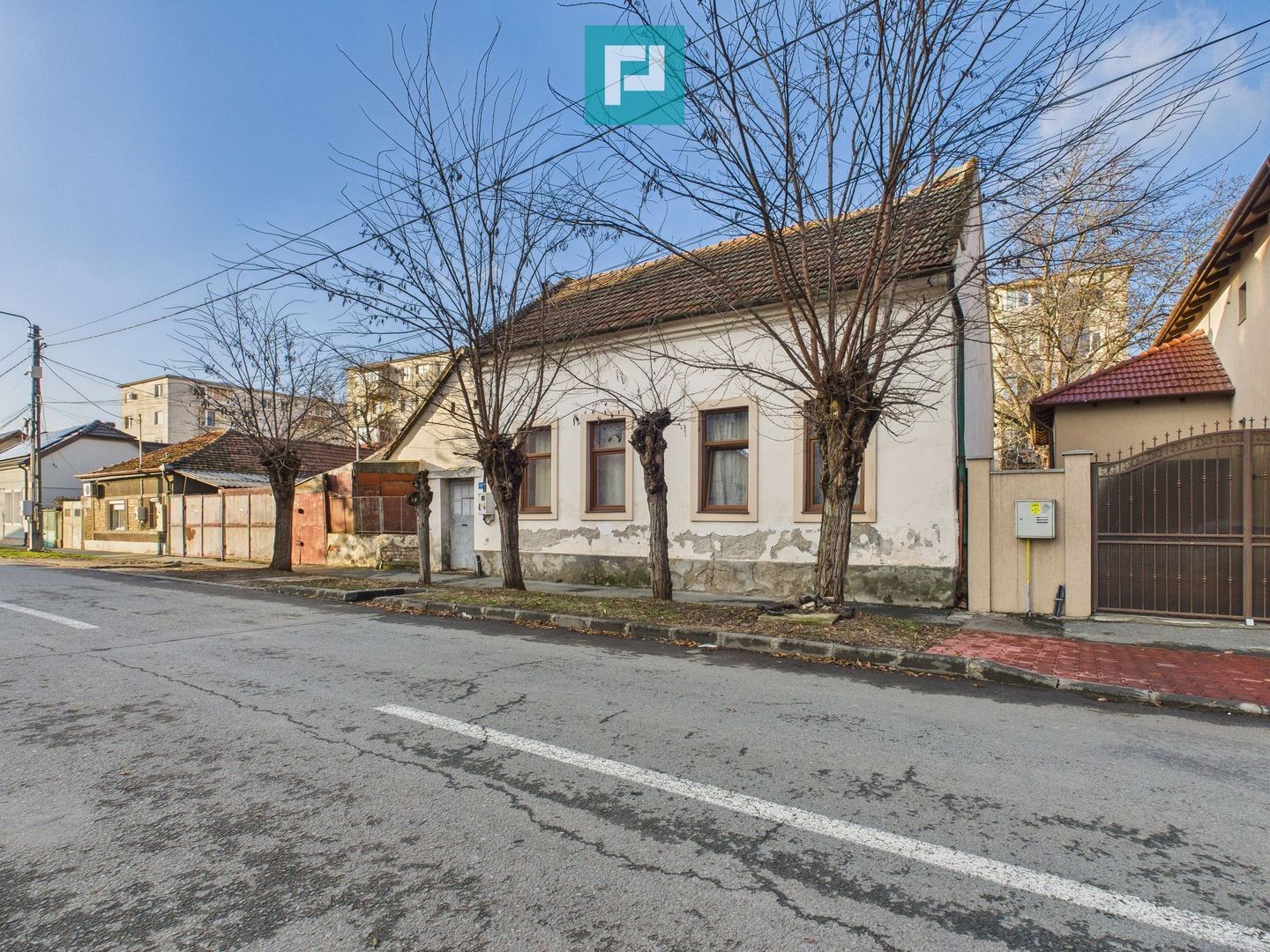 Casă individuală cu anexă în Vaicu