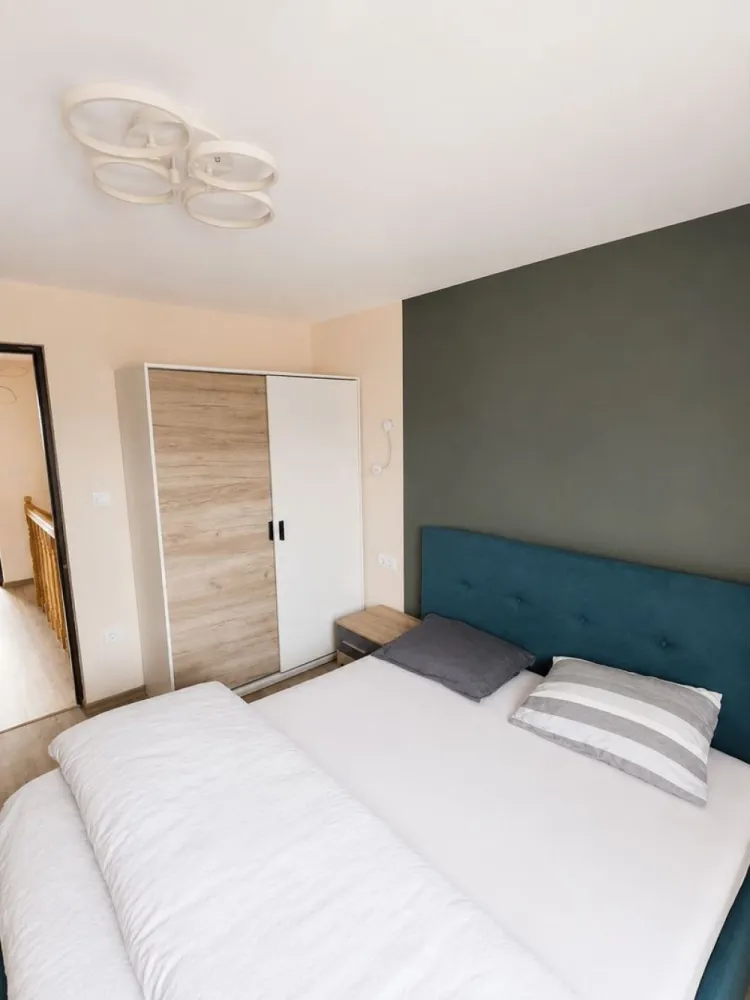 De închiriat | 1/2 Duplex modern în Dumbrăvița | Complet mobilat