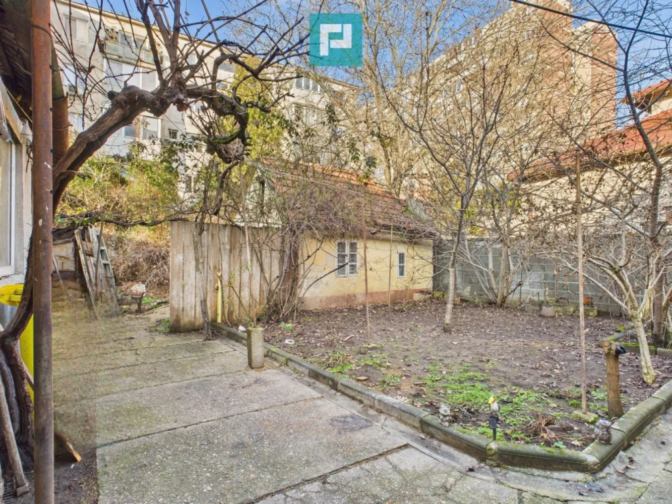 Casă individuală cu anexă în Vaicu