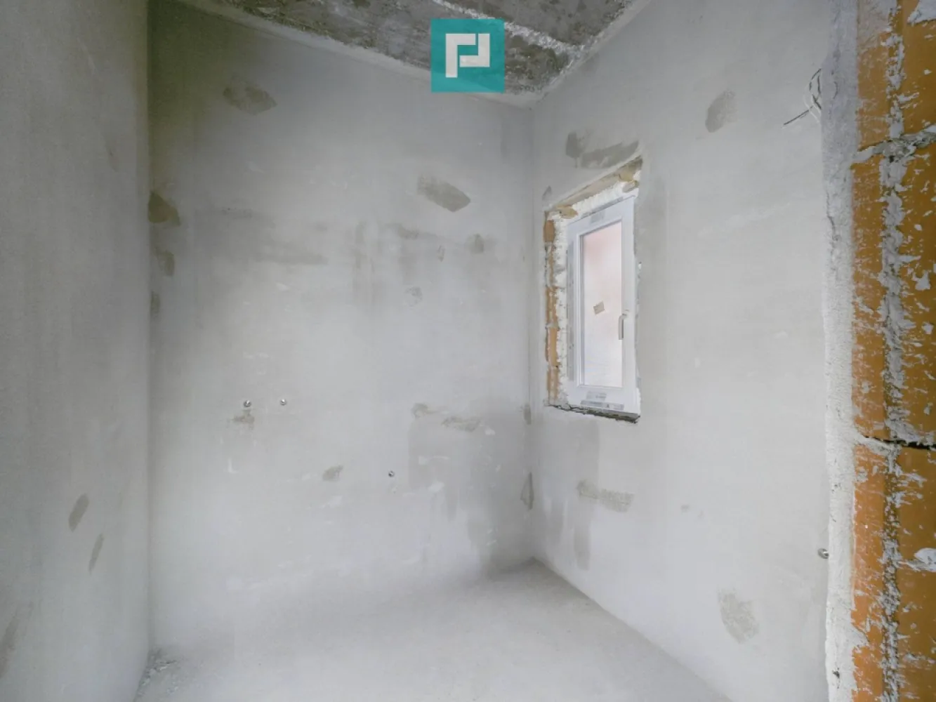 Apartament 3 camere cu curte proprie în Giroc