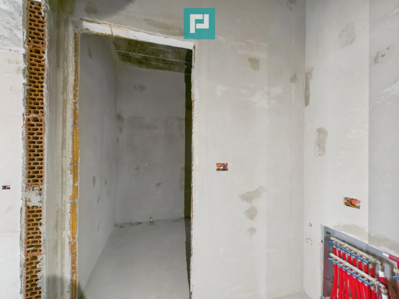 Apartament 3 camere cu curte proprie în Giroc