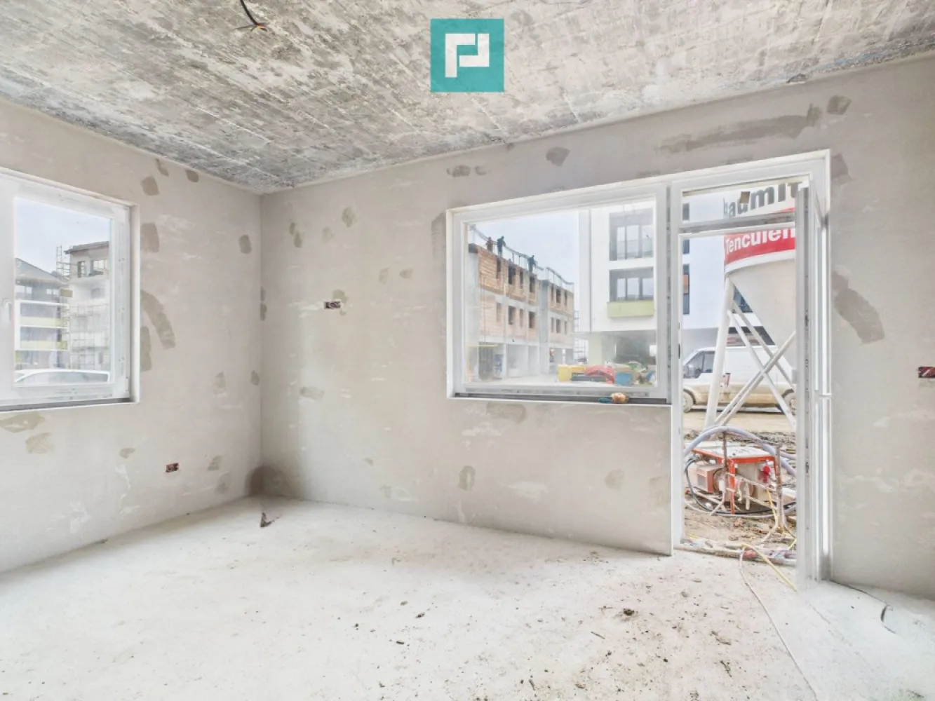 Apartament 3 camere cu curte proprie în Giroc