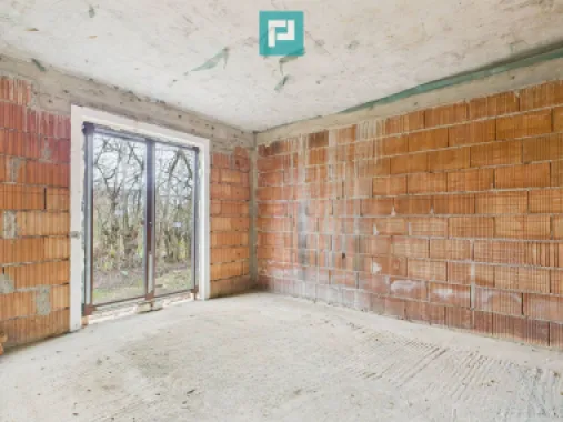 Duplex confortabil și retras în Chisoda