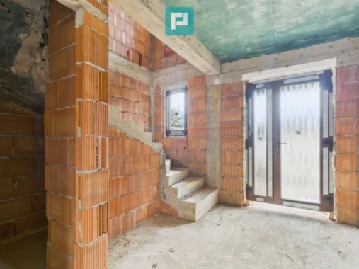 Duplex confortabil și retras în Chisoda