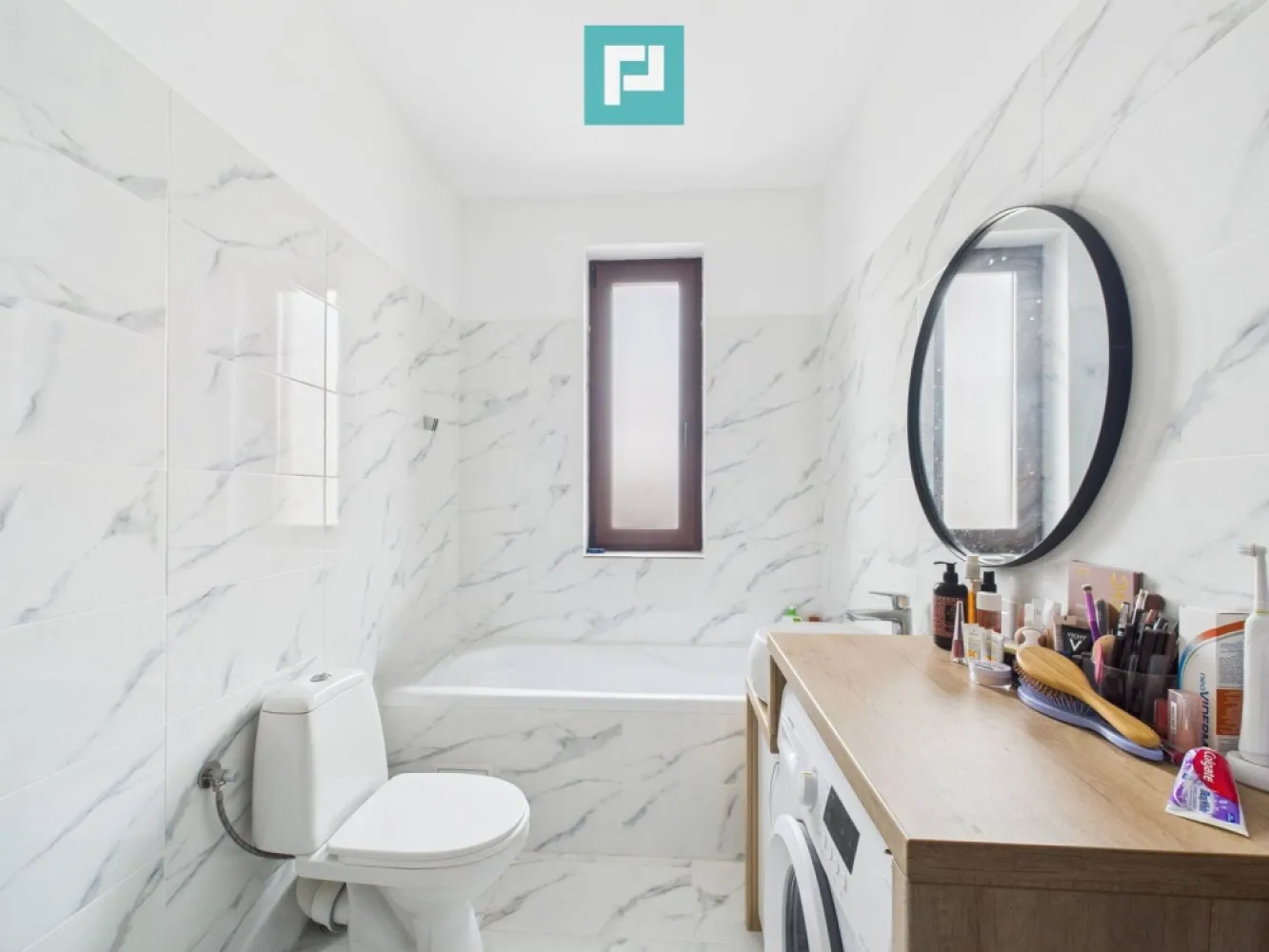 Apartament 2 camere complet mobilat in Chișoda - Un apartament care produce valoare, nu doar chirie – investiție premium în Chișoda. Acest apartament de 2 camere, 47 mp, situat în inima Chișodei, lângă restaurantul Cuina, este genul de loc care îmbină stilul, confortul și randamentul. Complet mobilat și utilat lux, este pregătit pentru închiriere imediată — fără costuri suplimentare, fără timp pierdut, fără compromisuri. Locație excelentă, aproape de restaurante, magazine, mijloace de transport și puncte de interes Zonă în plină dezvoltare, cu cerere constantă pentru chirii Randament bun pentru închiriere pe termen lung sau regim hotelier Aspect premium, care atrage chiriași de calitate Balcon de 3 mp – un plus de valoare la închiriere Încălzire în pardoseală + aer condiționat – costuri eficiente și confort Baie cu cadă – detaliu apreciat de chiriași Pod pe toată suprafața apartamentului – spațiu extra ce diferențiază proprietatea Parcare privata cu poarta automata si loc de parcare inclus in CF . Etaj 2 din 2 – liniște, intimitate și lumină naturală Este tipul de proprietate care se închiriază ușor, se apreciază în timp și îți păstrează capitalul în siguranță. Consultant imobiliar : Laurentiu Caraman Telefon : 0721824896 Email : laurentiu.caraman@propertylab.ro CP2875492 }}