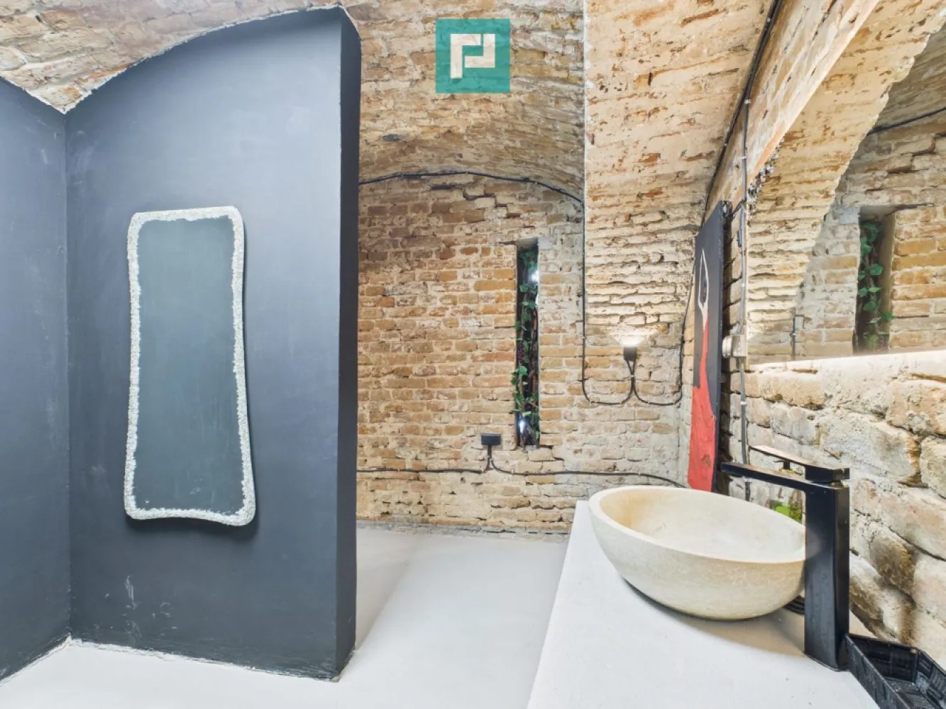 Eleganță subterană - pivniță exclusivistă Arad