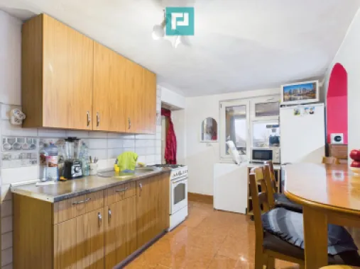 Casă frumoasă la Iratoș la preț bun