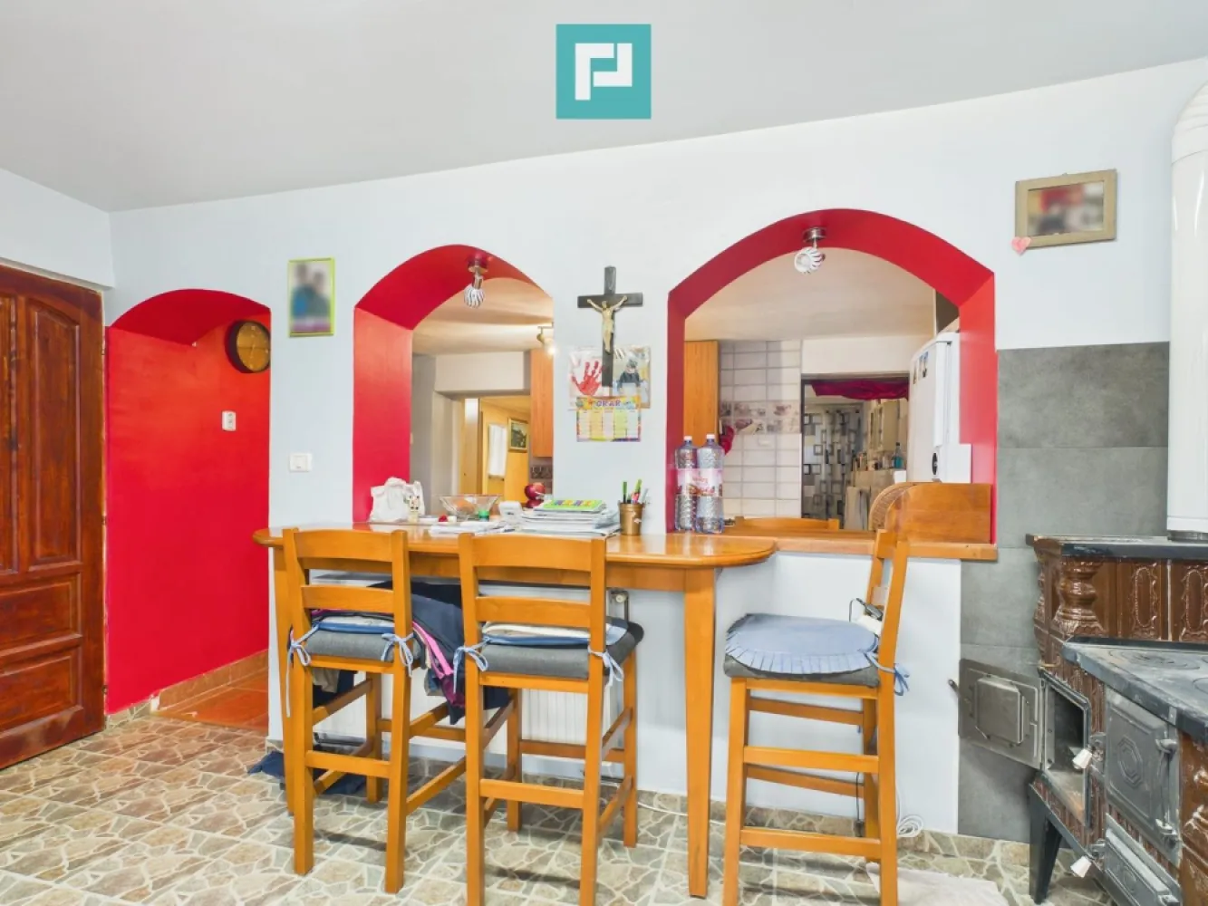 Casă frumoasă la Iratoș la preț bun