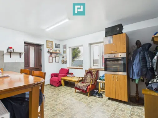 Casă frumoasă la Iratoș la preț bun