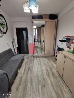 Vanzare apartament 3 camere | Bloc (8 ap) | Loc de parcare | Gorjului