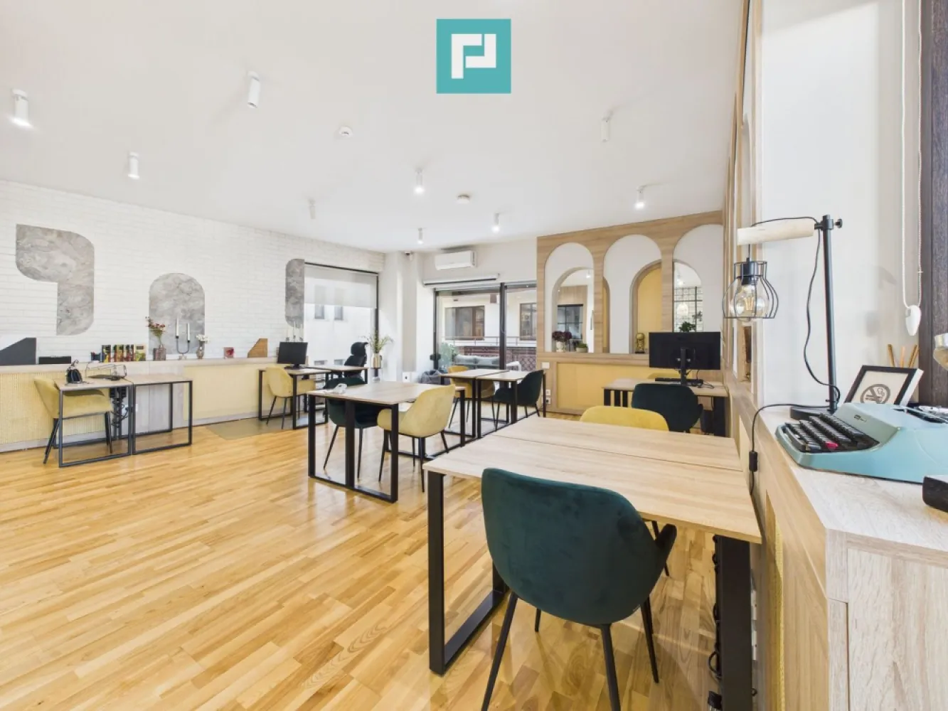 Birou premium all inclusive – Aviației - Birou premium all inclusive – Aviației Cauți un spațiu de lucru elegant, complet echipat și fără costuri ascunse? La Hublou Coworking, transformi rutina de birou într-o experiență inspirantă, cu tot ce ai nevoie pentru confort, productivitate și energie bună – într-o singură locație. Plătești o singură sumă lunară și beneficiezi de: birou privat, exclusiv pentru echipa ta lumină naturală, ventilație și design aerisit mobilier ergonomic și funcțional acces 24/7, internet hi-speed, curățenie zilnică apă, cafea și ceai incluse zilnic chicinetă complet utilată și zonă de relaxare 20 de ore/lună în sala de meeting imprimantă, scanner și lockere găzduire sediu social Și, pentru pauzele care inspiră, te bucuri de terase verzi și spații exterioare amenajate – o oază de relaxare chiar în mijlocul orașului. Hublou este un spațiu verde, sustenabil, alimentat 100% cu energie regenerabilă, creat pentru echipe moderne și antreprenori care apreciază calitatea și echilibrul. 📍 Locație: Strada Emanoil Porumbaru – între Parcul Herăstrău, Kiseleff și Piața Charles de Gaulle, la doar câteva minute de metroul Aviatorilor. Ideal pentru o echipă de până la 10 persoane. Un birou privat, într-un mediu inspirațional – ca acasă, dar cu infrastructura unui spațiu premium. Pentru detalii și vizionare, contactează-mă acum! Consultant imobiliar PropertyLab Diana Ponoran 📞 0758 409 801 CP2855894 }}