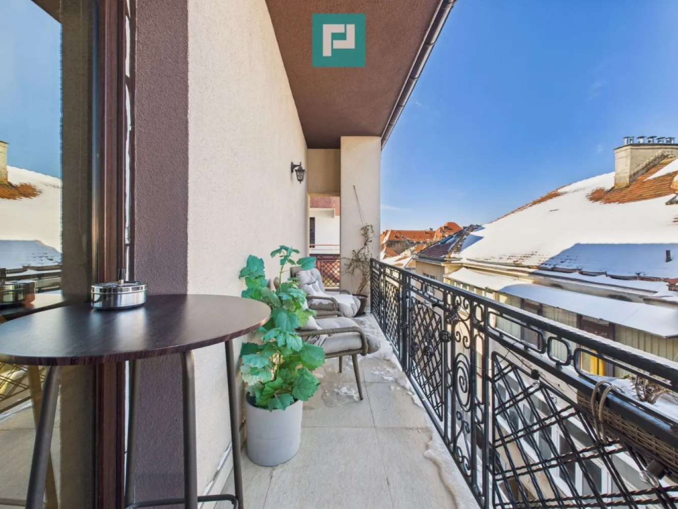 Birou premium all inclusive – Aviației