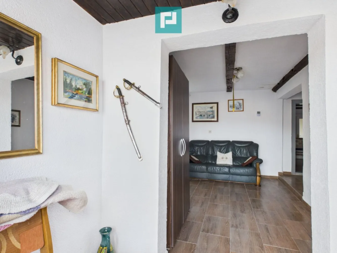 Casă deosebită la Urvişu de Beliu