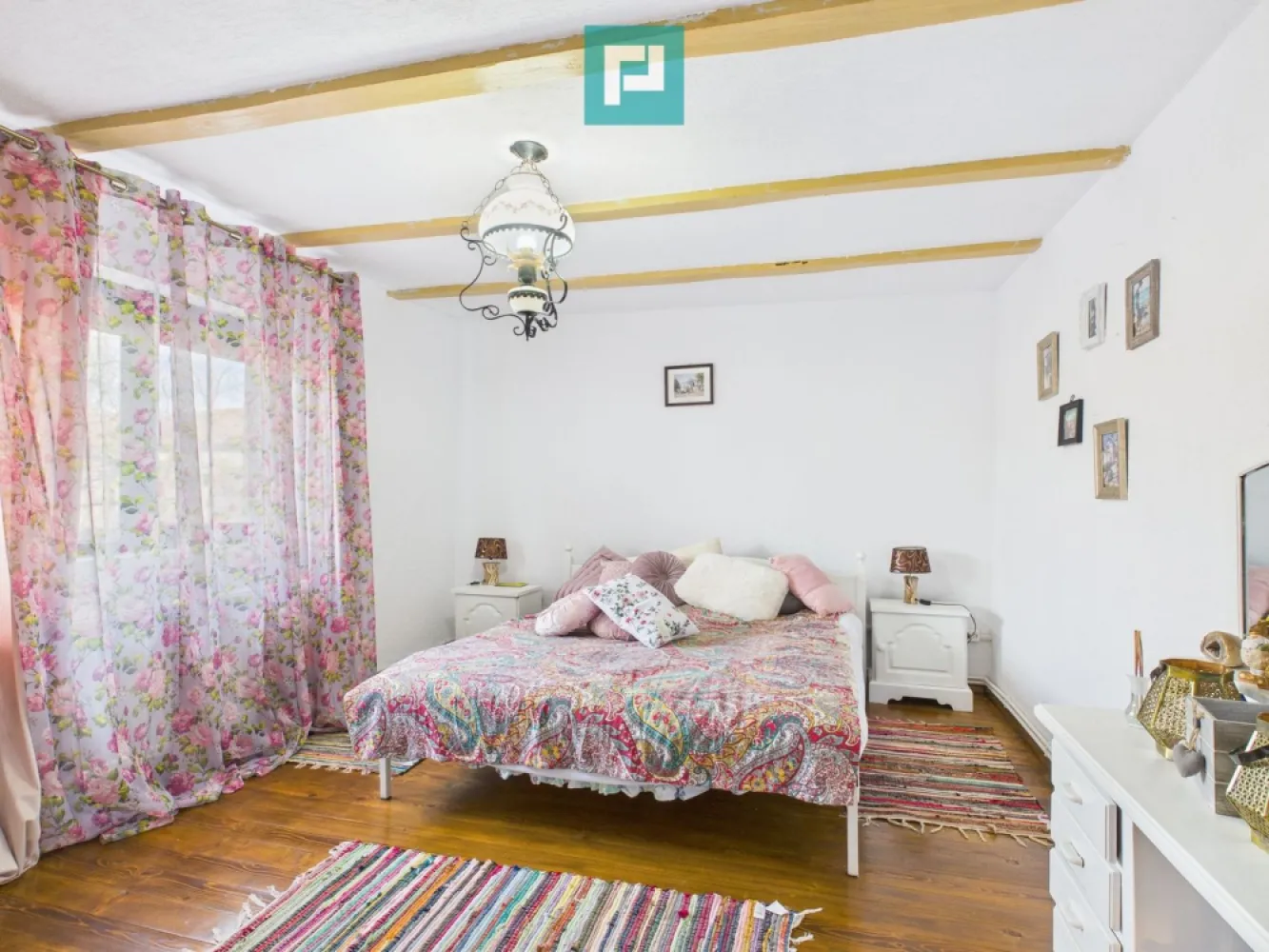 Casă deosebită la Urvişu de Beliu