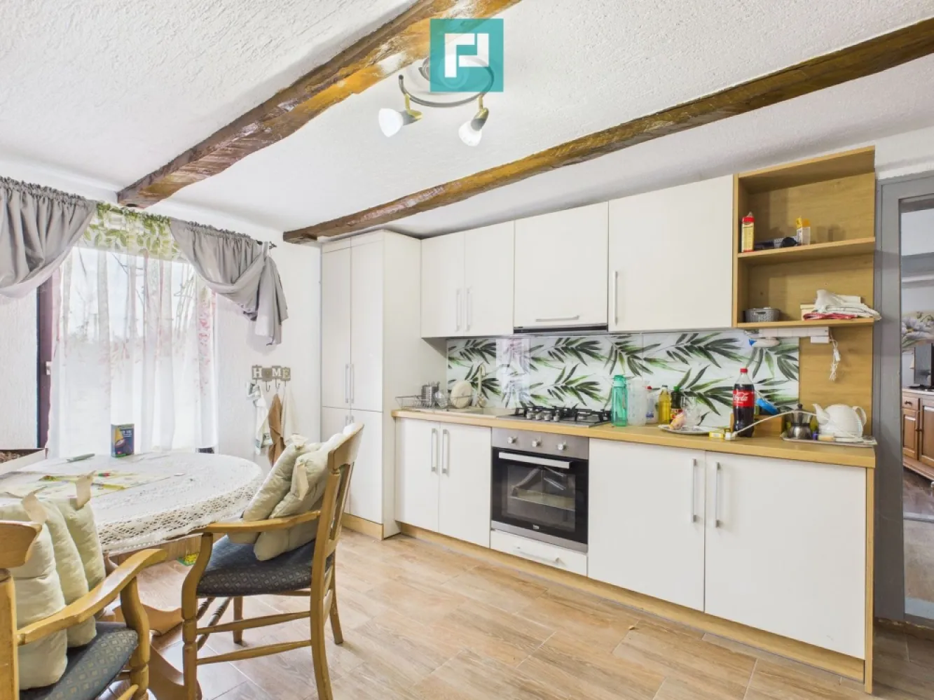 Casă deosebită la Urvişu de Beliu