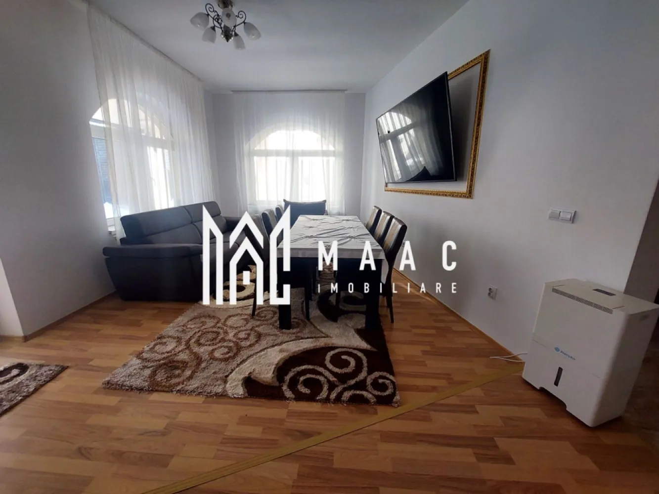 Casă | 4 camere | 240 MPU | Acces auto | Mediaș