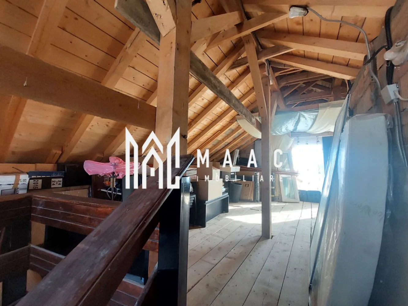 Casă | 4 camere | 240 MPU | Acces auto | Mediaș