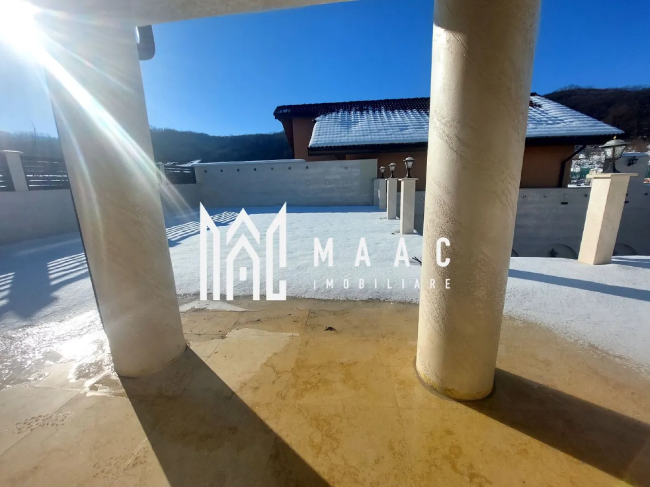 Casă | 4 camere | 240 MPU | Acces auto | Mediaș