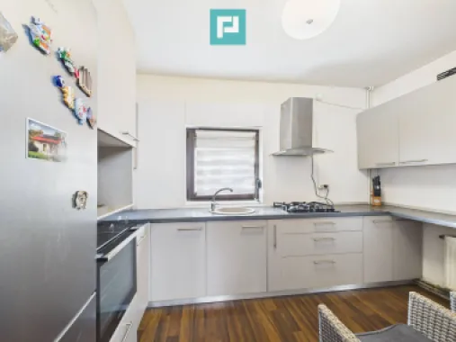 Două locuințe individuale pe 512 mp – in GIROC