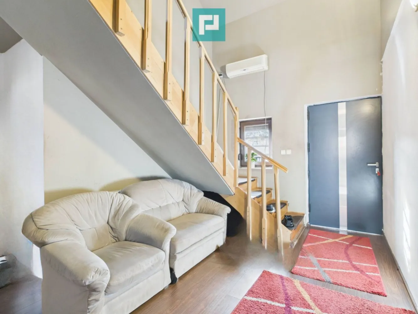 Două locuințe individuale pe 512 mp – in GIROC