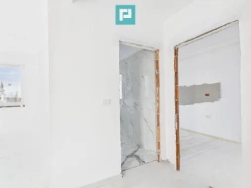 Penthouse cu terasă generoasă, în inima Chișodei