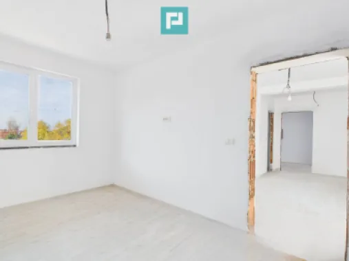 Penthouse cu terasă generoasă, în inima Chișodei