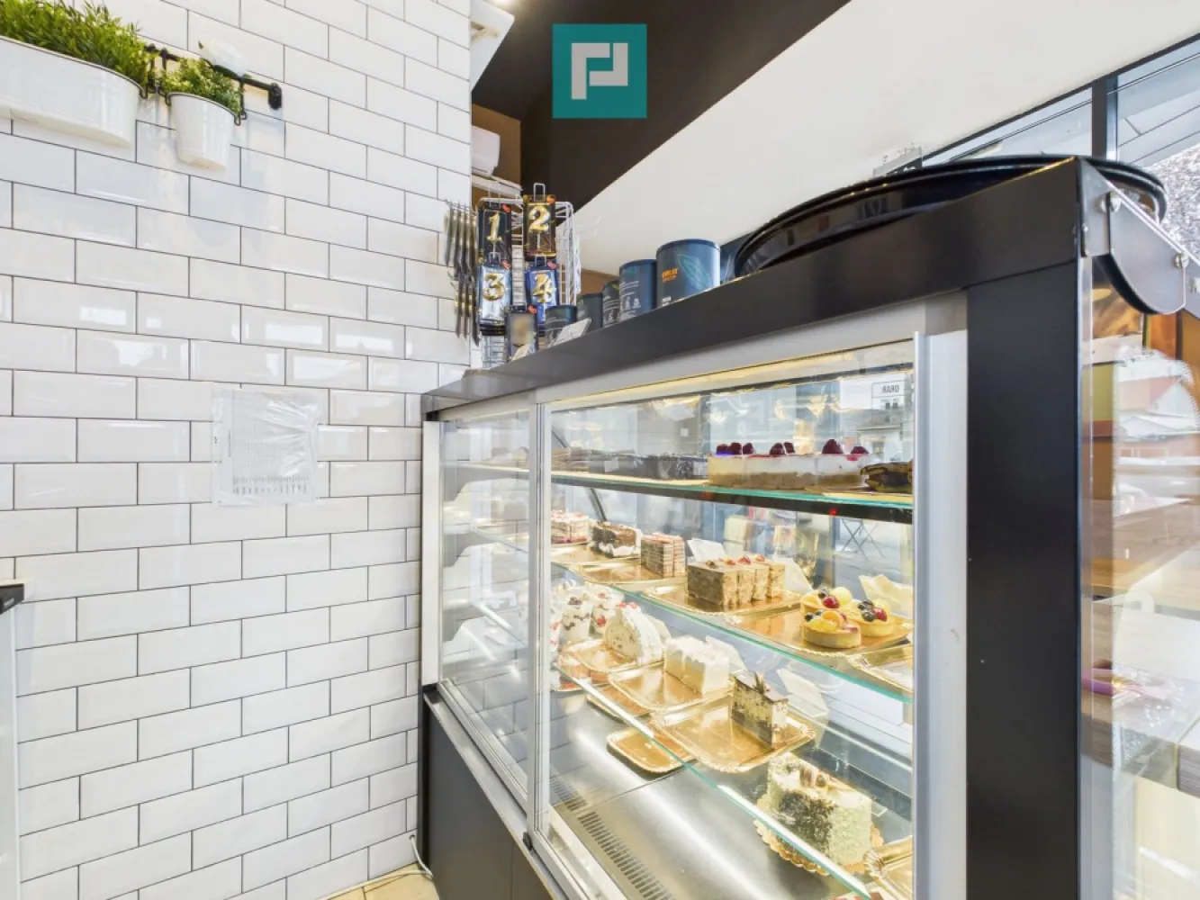 AFACERE PROFITABILĂ COFETĂRIE - FAST FOOD