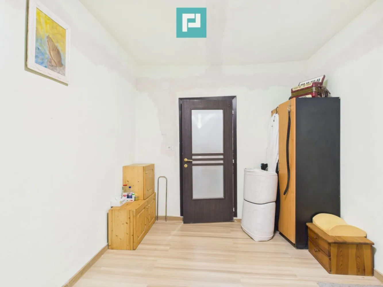 Casă complet renovată în Orțișoara.