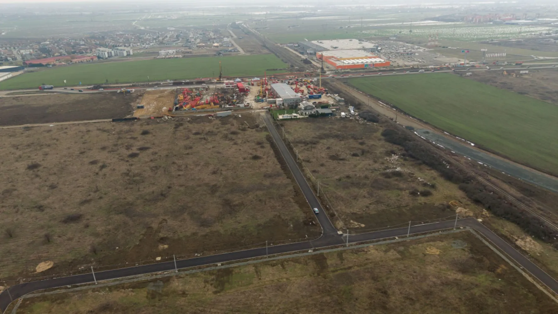 Teren intravilan de 606 mp în Vladimirescu