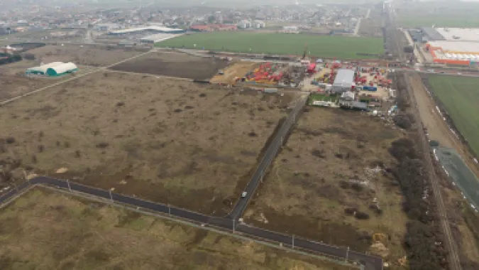 Teren intravilan de 606 mp în Vladimirescu