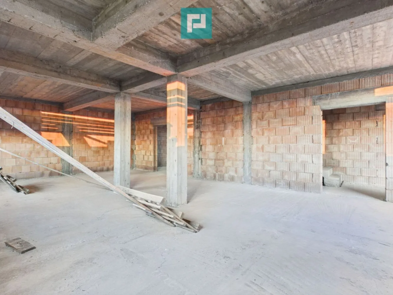 Proprietate impresionantă între Curtici și Macea