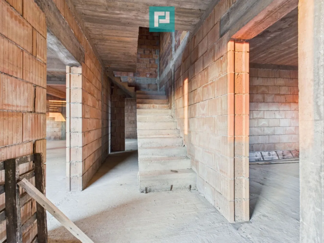 Proprietate impresionantă între Curtici și Macea