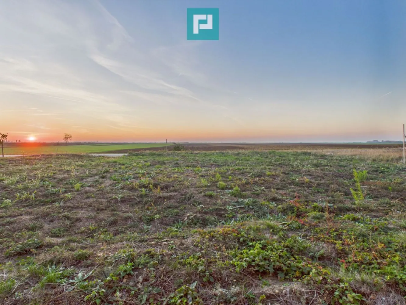 Proprietate impresionantă între Curtici și Macea