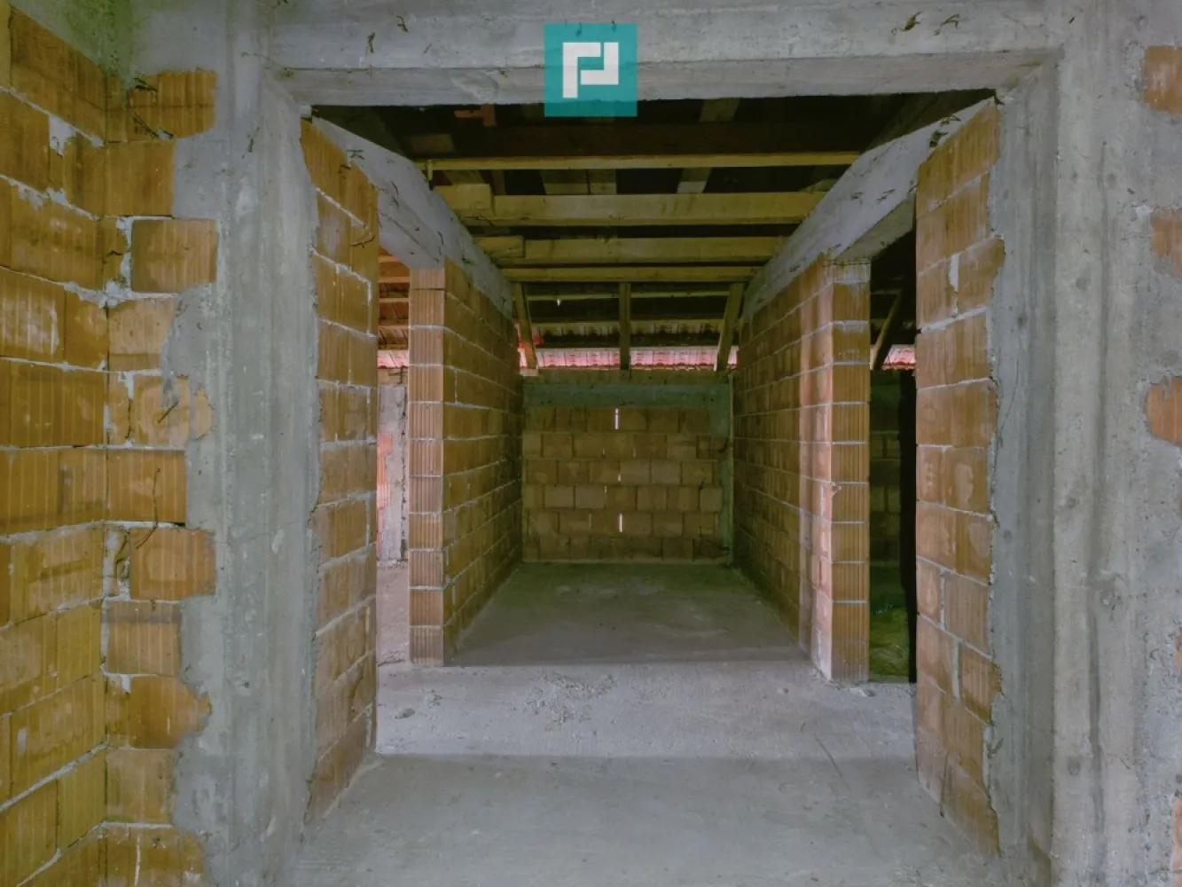 Proprietate impresionantă între Curtici și Macea