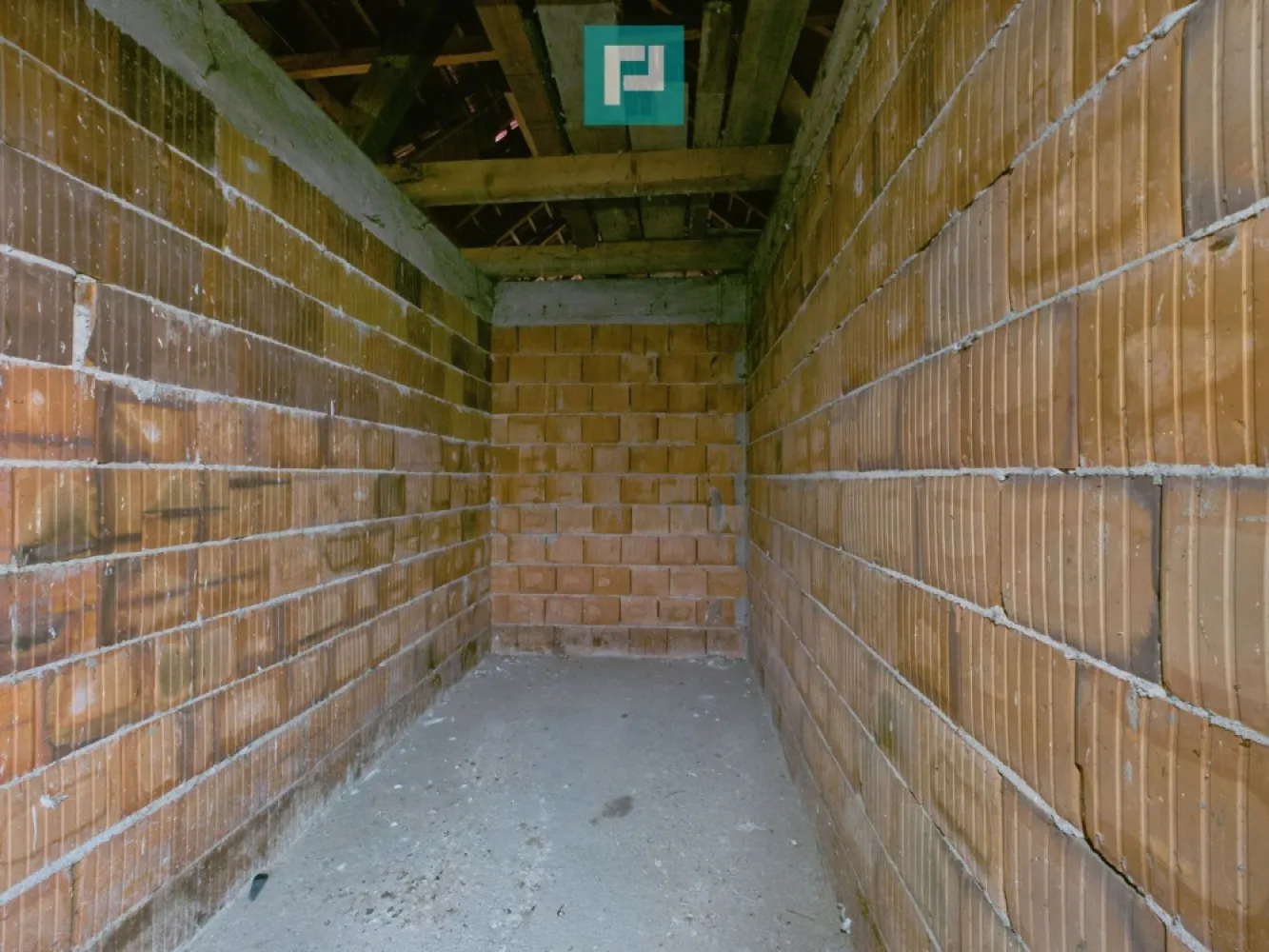 Proprietate impresionantă între Curtici și Macea