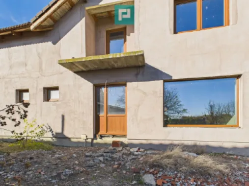 Proprietate impresionantă în Nădab