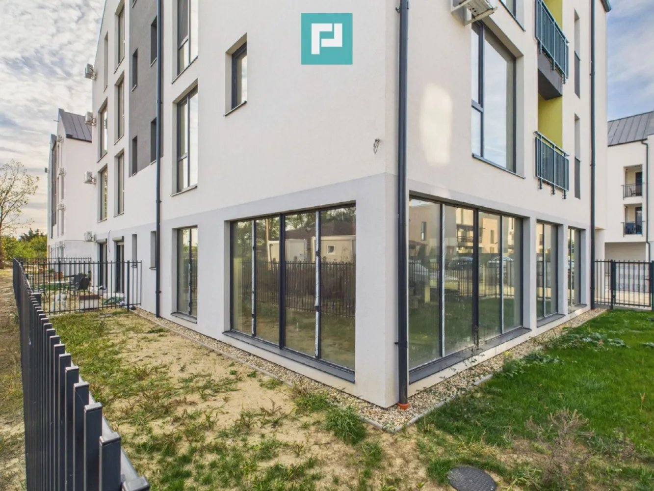 Spațiu comercial 83 mp - lângă Shopping City