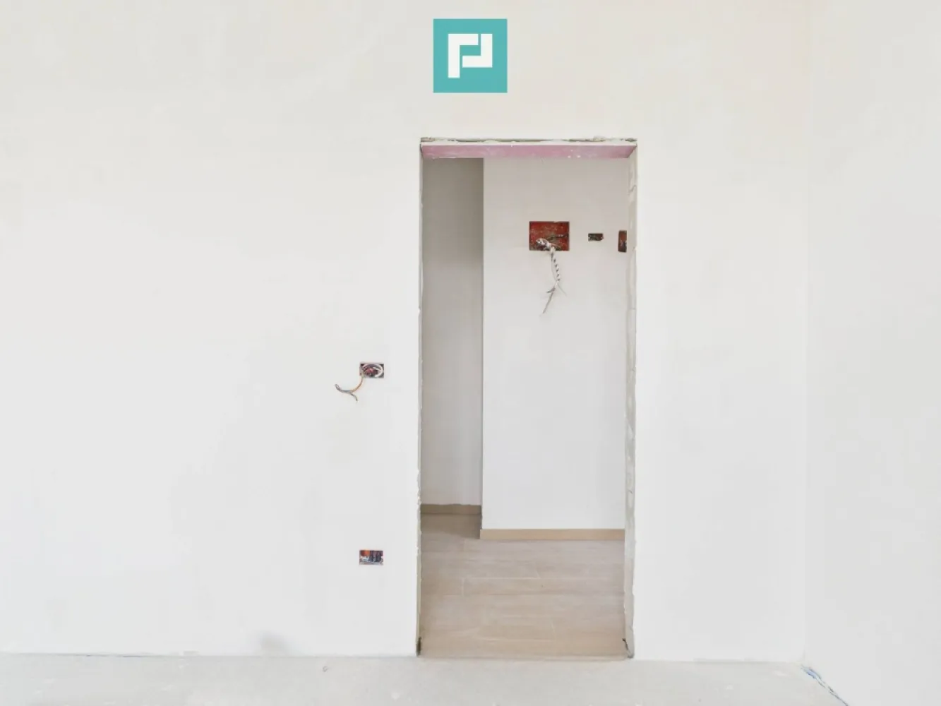 Apartament 54 mp spațios la mansardă în Freidorf