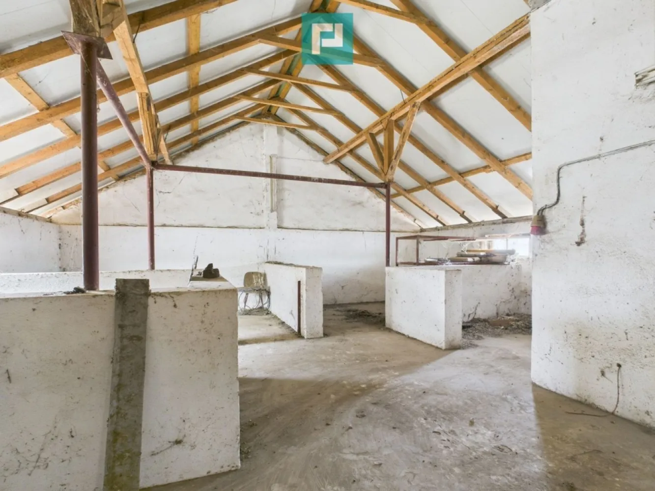 Hală pentru producție / fermă zootehnică - Variaș