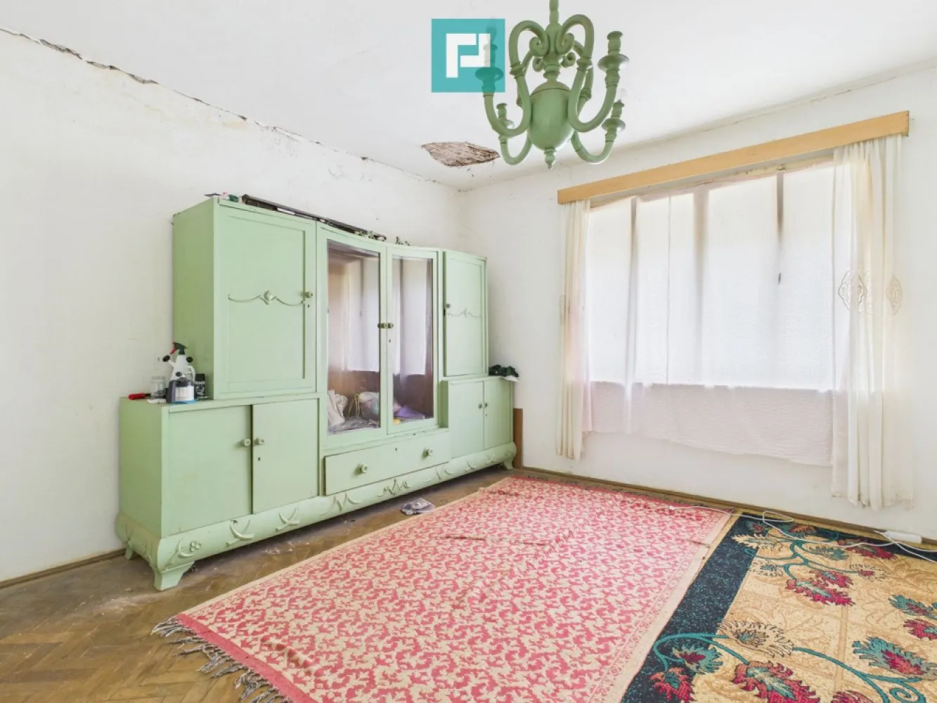 Casă cu teren generos Vărădia de Mureș - Stejar