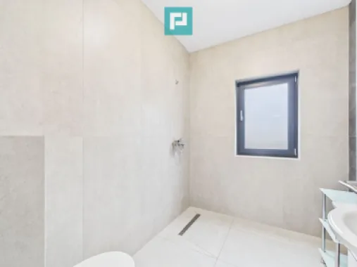 Apartament cu 2 camere, terasă generoasă – Moșnița