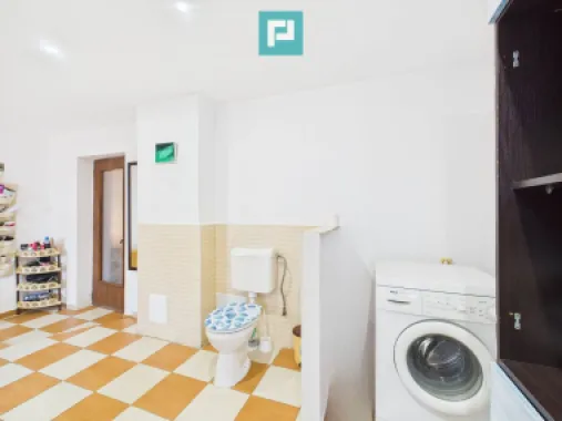 Casă spațioasă în Săcălaz lângă Timisoara